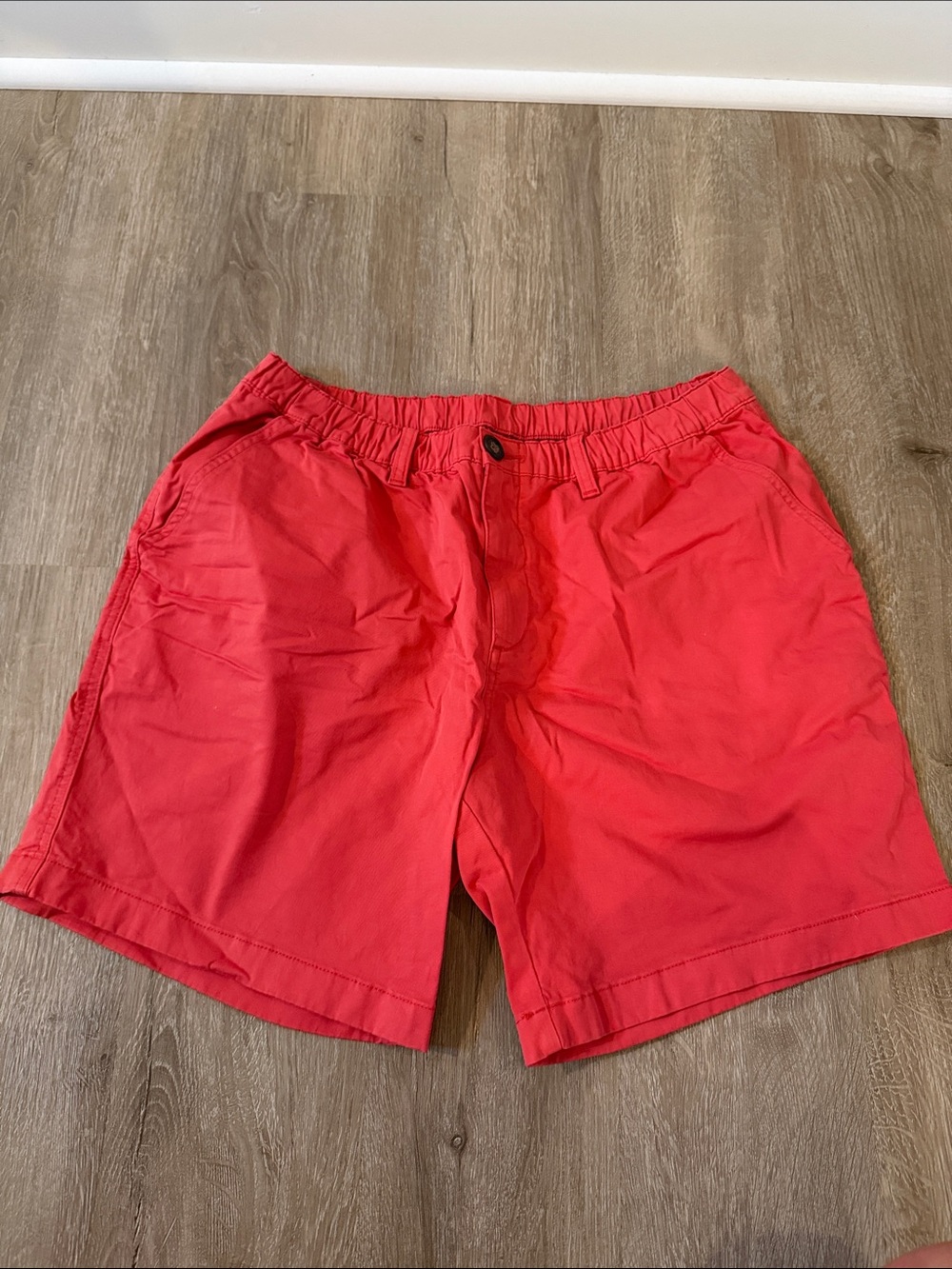 chubbies Coral Men’s Elastic Waist Hybrid Shorts